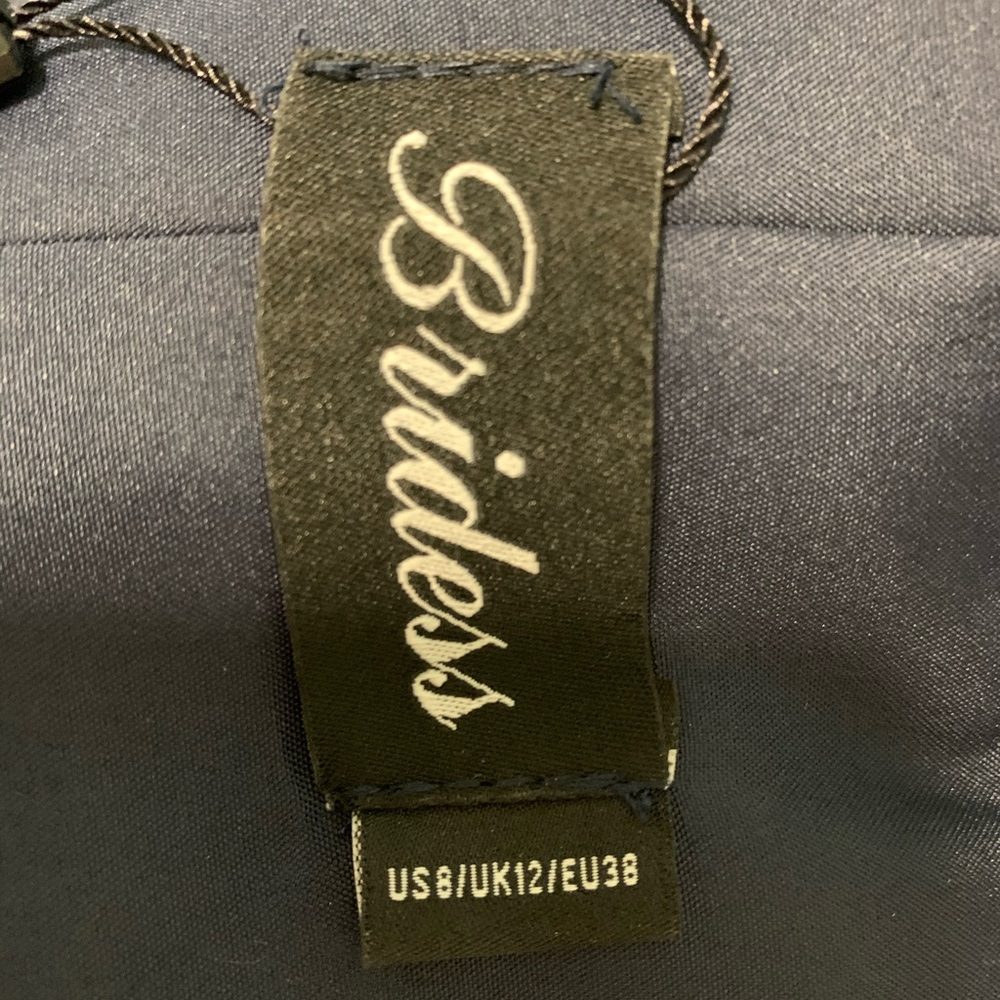 Formal Dress - Picture 8 of 8